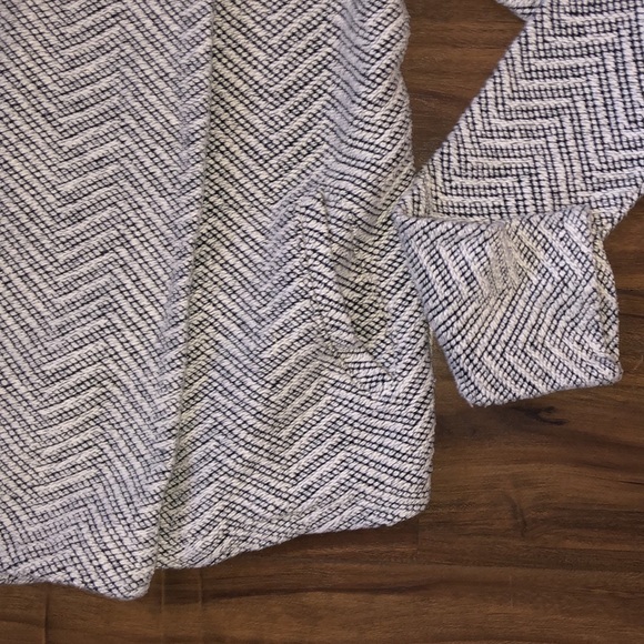 Knitted Swing Jacket - Picture 2 of 5